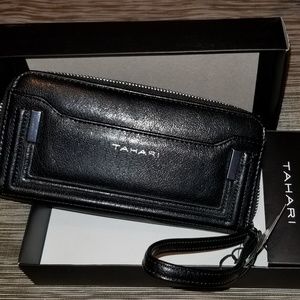 Tahari wallets